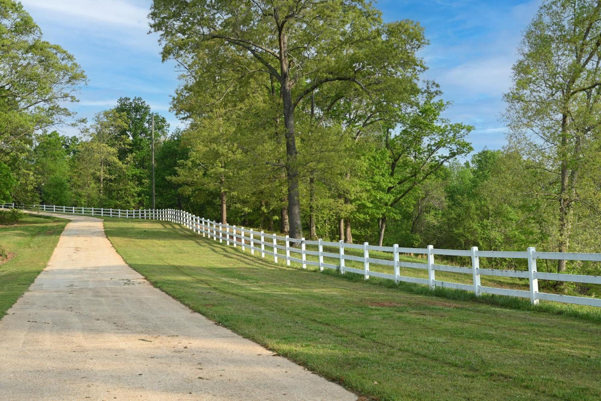 Southern Home And Fishing Lake. Gainesville Extérieur photo